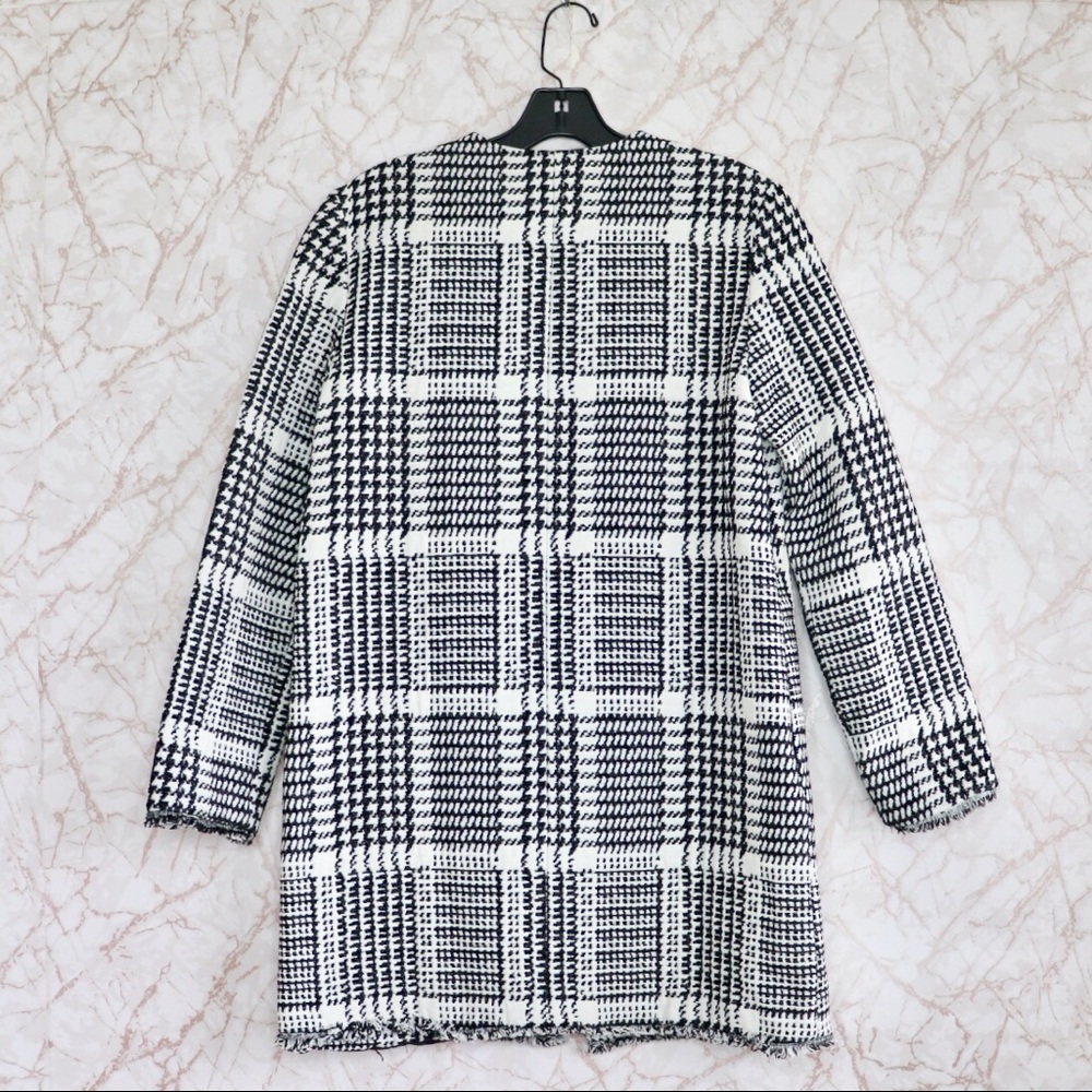 Cupcakes & Cashmere Fringe Edges Plaid Long Jacket - Picture 5 of 8